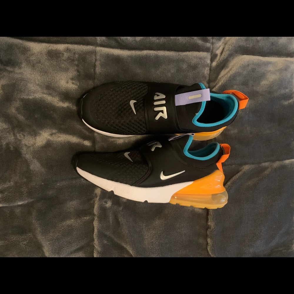 Boys Nike tennis shoes